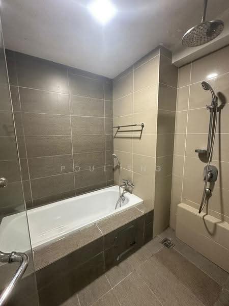 Kondominium untuk Disewa di Iskandar Residences - Poul Sng - Bathroom - PropertyGuru.com.my