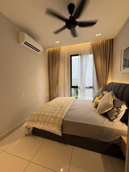Rumah Teres 2-Tingkat untuk Dijual di Alam Impian (Shah Alam) - Torres Chan - Bedroom - PropertyGuru.com.my