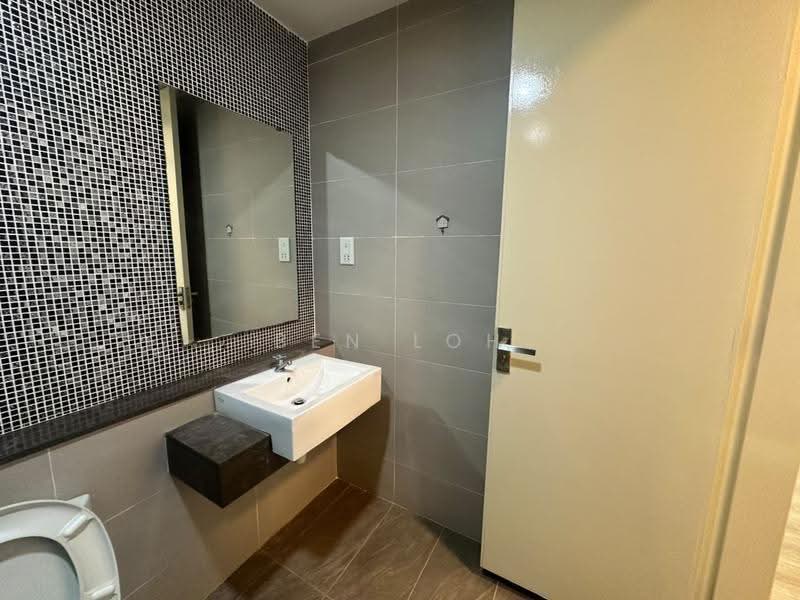 Service Residence for Rent at Nova Saujana - Ben Loh - Bathroom - PropertyGuru.com.my