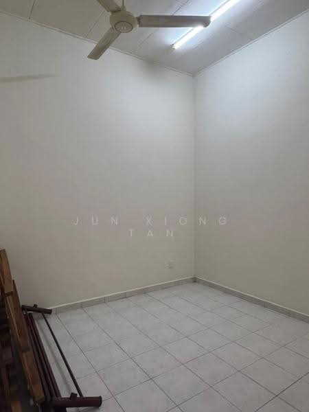 1-storey Terraced House for Sale in Bandar Putra Kulai (Kulai) - Jun Xiong Tan - Interior - PropertyGuru.com.my