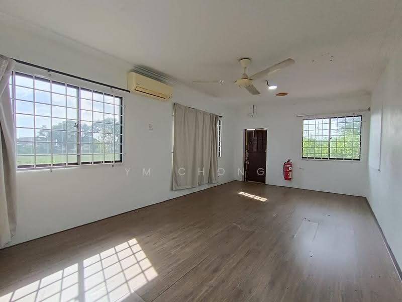 2-storey Terraced House for Sale in Taman Jati (Batu Berendam) - YM Chong - Living Room - PropertyGuru.com.my