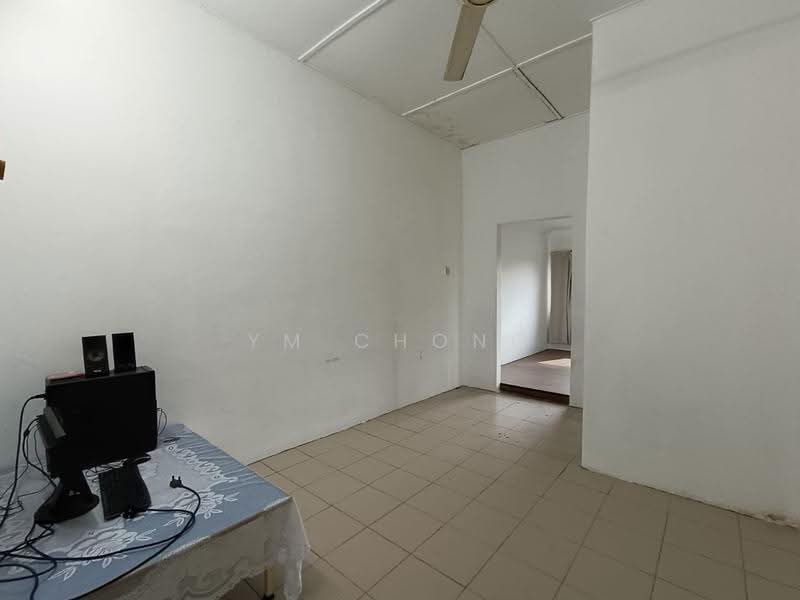 2-storey Terraced House for Sale in Taman Jati (Batu Berendam) - YM Chong - Living Room - PropertyGuru.com.my