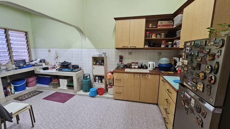 1-storey Terraced House for Sale in Taman Tun Dr Ismail (Kuala Lumpur) - Tim Wong - Kitchen - PropertyGuru.com.my
