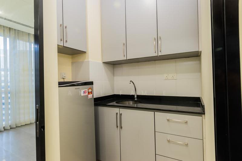 Office for Rent in KLCC (KL City Centre) - Amie Famie - Kitchen - PropertyGuru.com.my