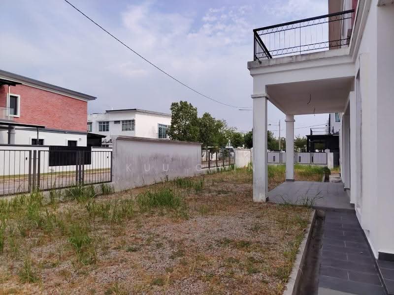 2-storey Terraced House for Sale in Bandar Indahpura (Kulai) - Kuu Chin - Exterior - PropertyGuru.com.my