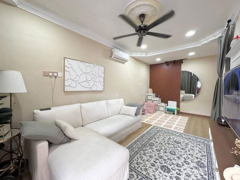 1-storey Terraced House for Sale in Bandar Rinching (Semenyih) - Mahirah . - Living Room - PropertyGuru.com.my