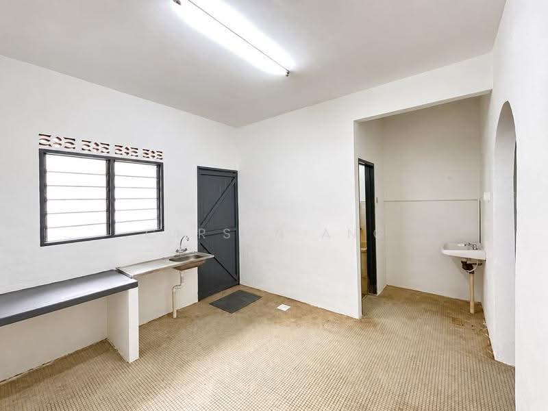 2-storey Terraced House for Sale in Taman Desa Murni (Butterworth) - Carson Ang - Interior - PropertyGuru.com.my