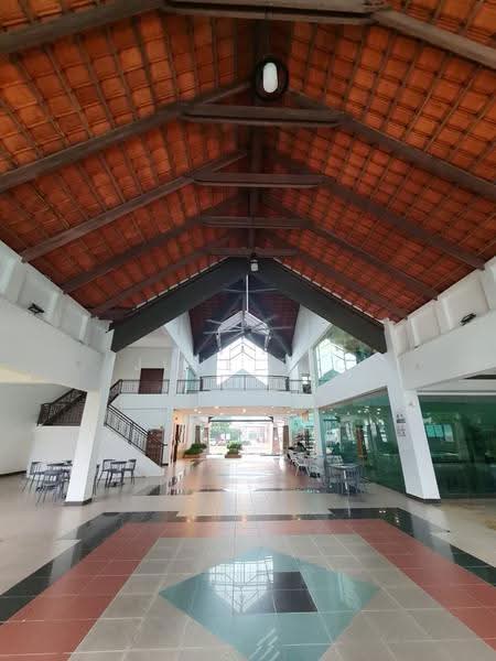 Pangsapuri untuk Disewa di Molek Pine 2 - June Teo - Lobby - PropertyGuru.com.my