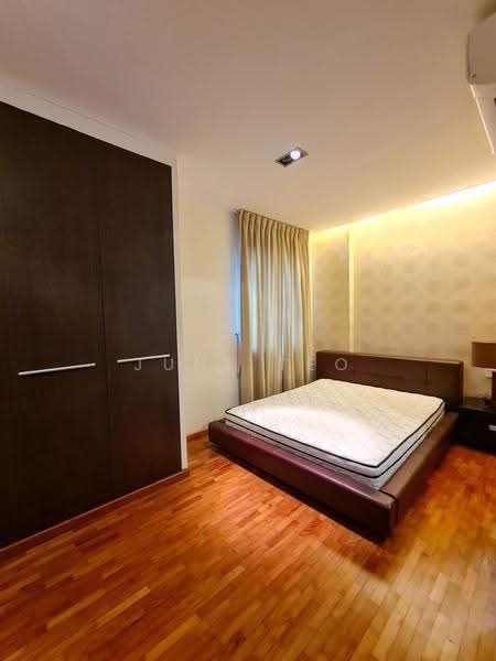Pangsapuri untuk Disewa di Molek Pine 2 - June Teo - Bedroom - PropertyGuru.com.my