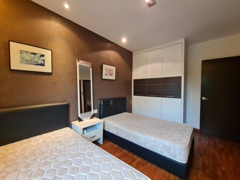 Pangsapuri untuk Disewa di Molek Pine 2 - June Teo - Bedroom - PropertyGuru.com.my