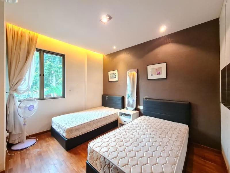 Pangsapuri untuk Disewa di Molek Pine 2 - June Teo - Bedroom - PropertyGuru.com.my