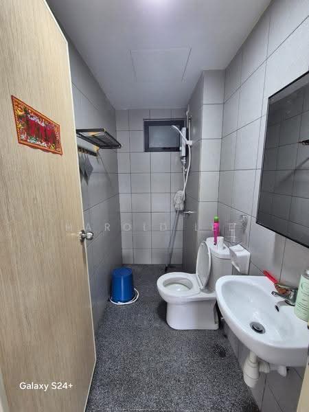 Condominium for Sale at TreeO - Harold Lee - Bathroom - PropertyGuru.com.my