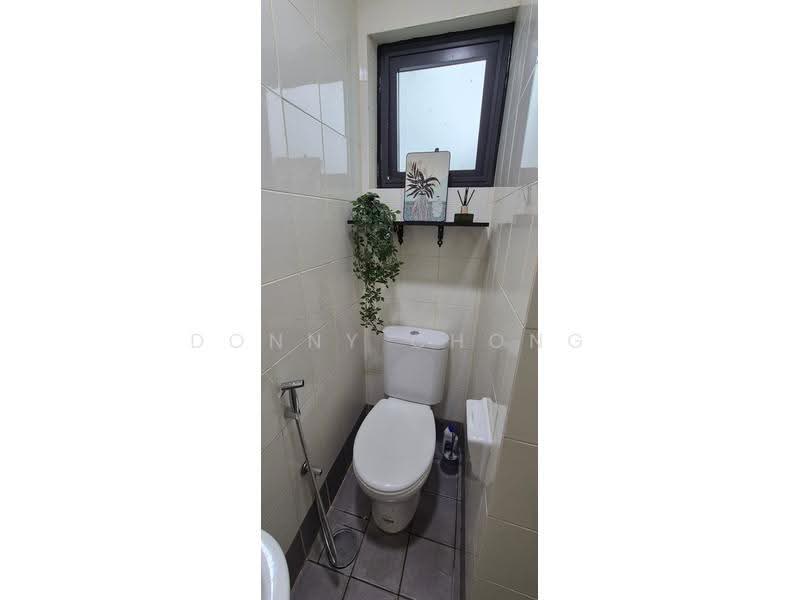 Pejabat untuk Disewa di KL City Centre (Kuala Lumpur) - Donny Chong - Toilet - PropertyGuru.com.my