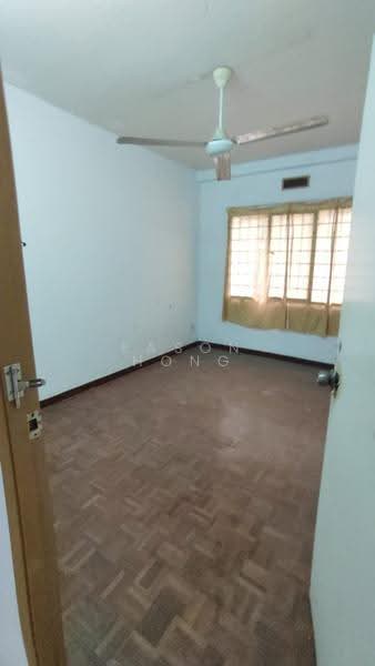 Apartment for Sale at Putra Permai Block C - Eason Hong - Interior - PropertyGuru.com.my
