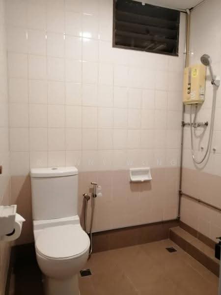 Apartment for Rent at Desa Pelangi - Rainny Wong - Bathroom - PropertyGuru.com.my