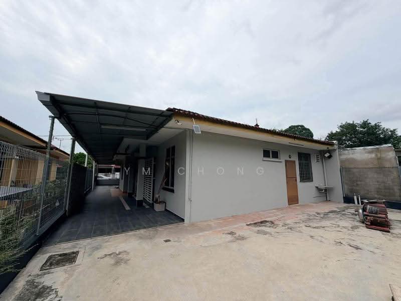 Semi-Detached House for Sale in Taman Rambai Harmoni (Bukit Rambai) - YM Chong - PropertyGuru.com.my