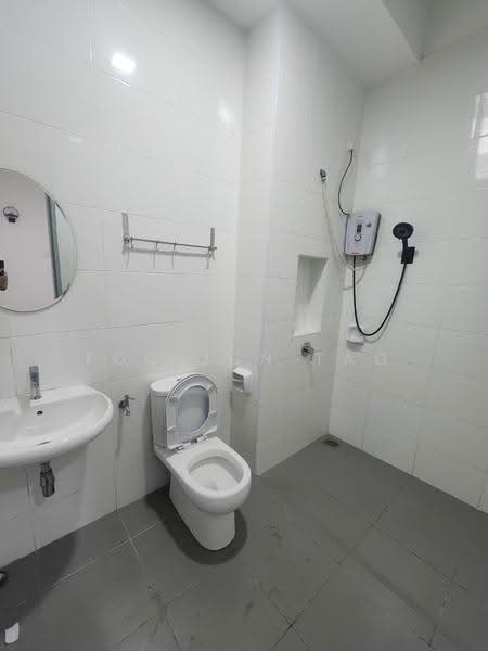 Rumah Teres untuk Disewa di Johor Bahru (Johor) - Foo Jun Tao - Bathroom - PropertyGuru.com.my