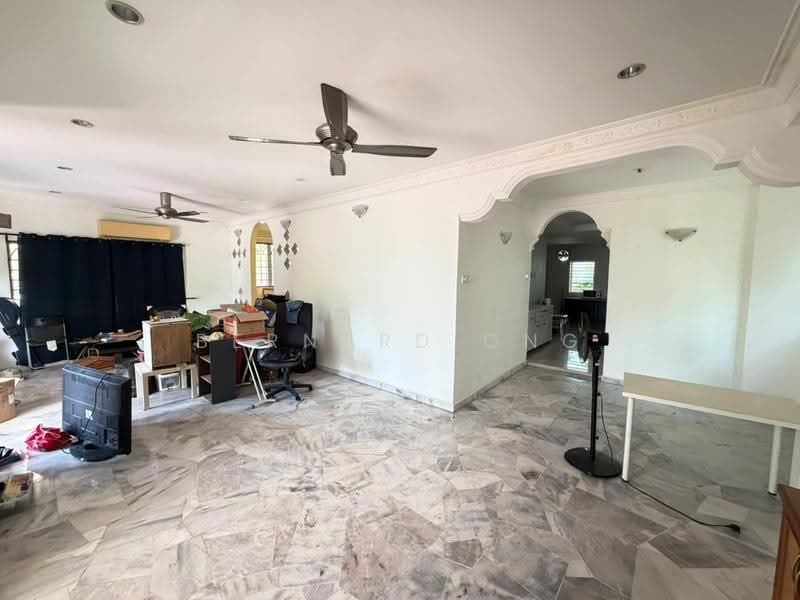 Bungalow House for Sale in Bandar Country Homes (Rawang) - Bernard Ong - Living Room - PropertyGuru.com.my