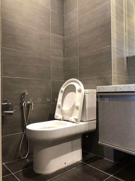 Service Residence for Rent at Expressionz Professional Suites - Yvonne Wong - Bathroom - PropertyGuru.com.my
