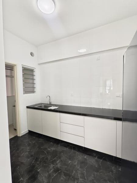 Kondominium untuk Disewa di i-Santorini - Airrlee Lim - Kitchen - PropertyGuru.com.my