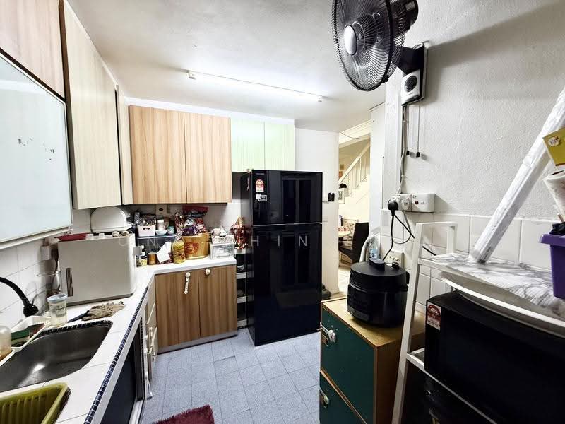 Rumah Teres 2-Tingkat untuk Dijual di Permas Jaya (Johor) - Ong Chin Ling - Kitchen - PropertyGuru.com.my