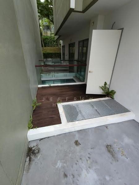 Terraced House for Sale in Bandar Putra Permai (Seri Kembangan) - Jeffrey Hoon - Exterior - PropertyGuru.com.my