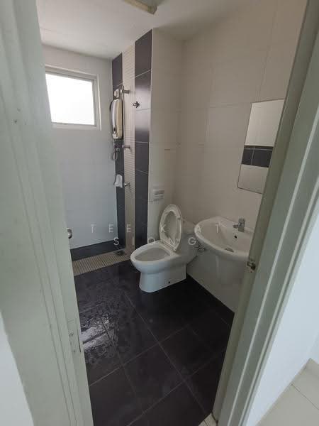 Condominium for Sale at Tiara ParkHomes - Tee Kiat Siong - Bathroom - PropertyGuru.com.my