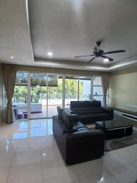 Rumah Bandar untuk Disewa di Putra Heights (Subang Jaya) - Karen Ong - Living Room - PropertyGuru.com.my