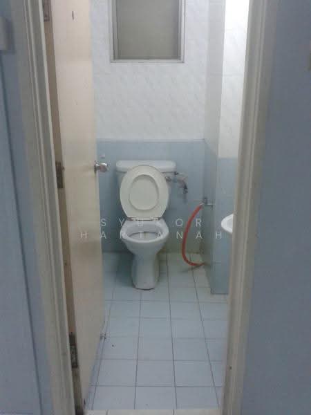 Service Residence for Sale at Brunsfield Riverview - Syukor Hartanah - Bathroom - PropertyGuru.com.my