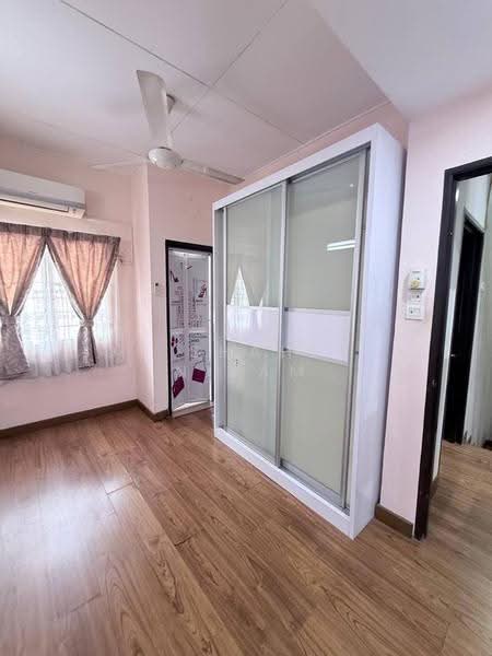 2-storey Terraced House for Sale in Shah Alam (Selangor) - Dr Shahril Nizam - PropertyGuru.com.my