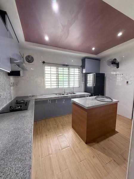 2-storey Terraced House for Sale in Shah Alam (Selangor) - Dr Shahril Nizam - PropertyGuru.com.my