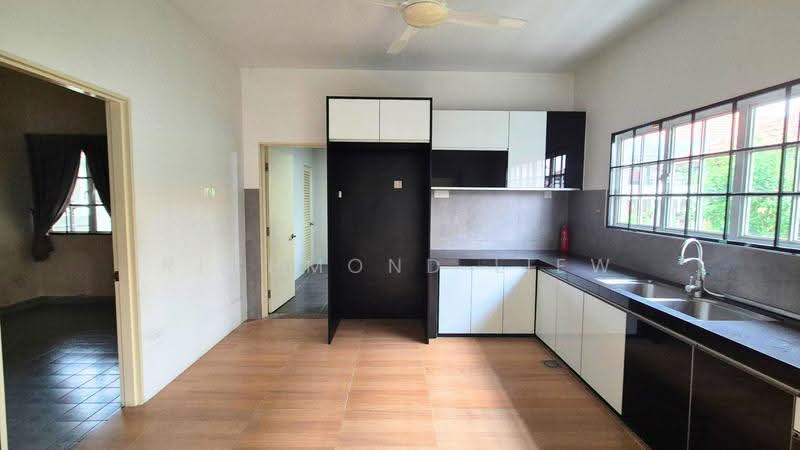 Bungalow House for Sale in Bukit Jelutong (Shah Alam) - Richmond Liew - Kitchen - PropertyGuru.com.my