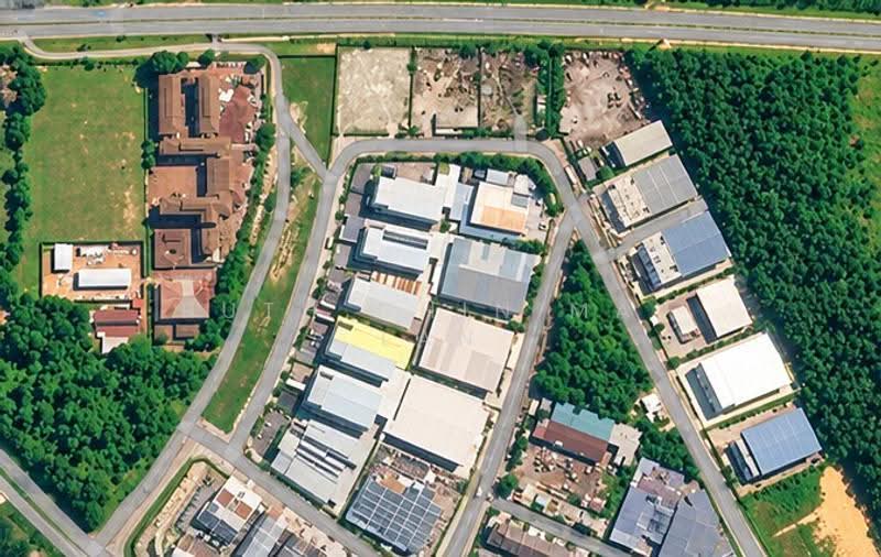 Industrial Land for Sale in Bandar Rinching (Semenyih) - Ruth Chin May Lan - Exterior - PropertyGuru.com.my
