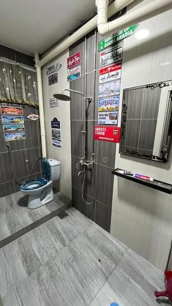 2-storey Terraced House for Sale in Taman Bukit Kempas (Tampoi) - Melinda Ee - Bathroom - PropertyGuru.com.my