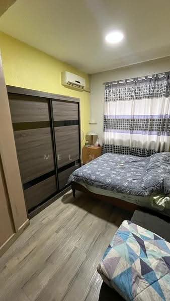 2-storey Terraced House for Sale in Taman Bukit Kempas (Tampoi) - Melinda Ee - Bedroom - PropertyGuru.com.my