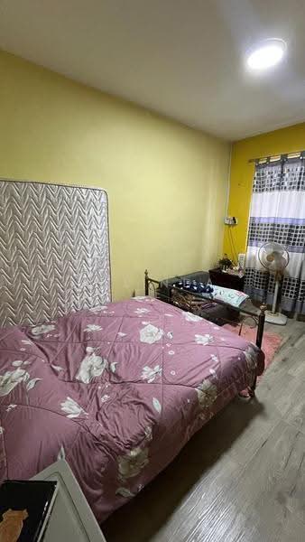 2-storey Terraced House for Sale in Taman Bukit Kempas (Tampoi) - Melinda Ee - Bedroom - PropertyGuru.com.my