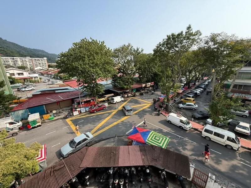 Apartment for Sale at Taman Lip Sin Block 37 - Meng . - Exterior - PropertyGuru.com.my