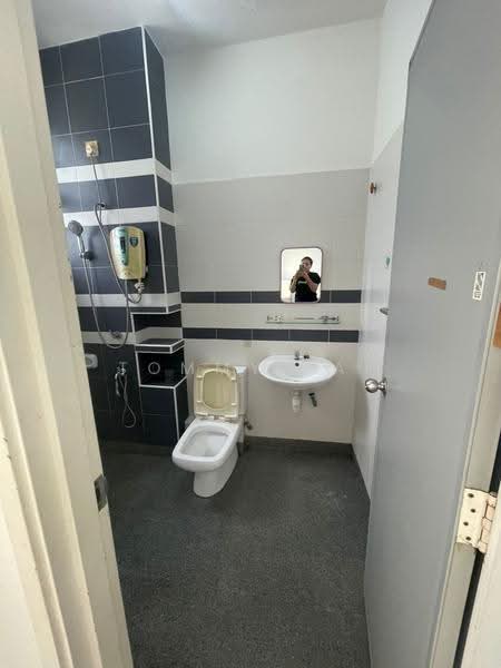 2-storey Terraced House for Rent in Bukit Indah (Iskandar Puteri (Nusajaya)) - Tommy Tai - Bathroom - PropertyGuru.com.my