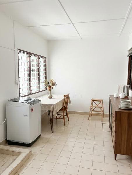 Rumah Teres 2-Tingkat untuk Disewa di SS19 (Subang Jaya) - Shahshi T - Dining Room - PropertyGuru.com.my