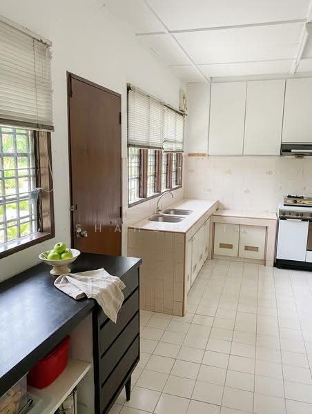 Rumah Teres 2-Tingkat untuk Disewa di SS19 (Subang Jaya) - Shahshi T - Kitchen - PropertyGuru.com.my