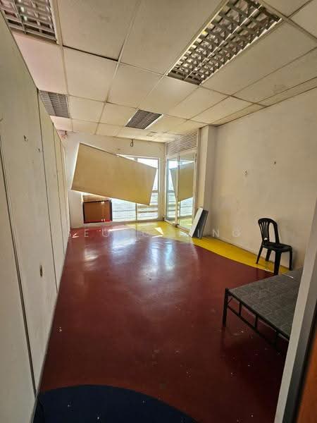 Kedai / Pejabat untuk Disewa di Bandar Puteri Puchong (Puchong) - Seong Ping - Interior - PropertyGuru.com.my