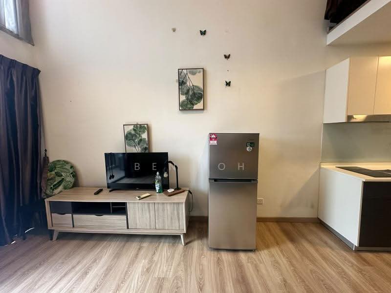 Kediaman Servis untuk Disewa di Emporis - Ben Loh - Living Room - PropertyGuru.com.my
