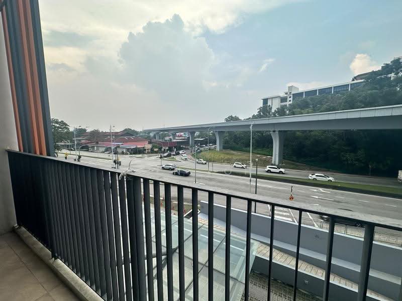 Kediaman Servis untuk Disewa di Emporis - Ben Loh - View - PropertyGuru.com.my