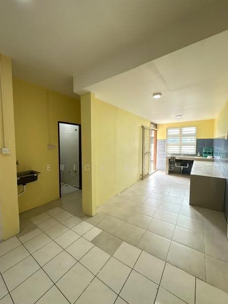 1-storey Terraced House for Sale in Kuching (Sarawak) - Erica Bong - Kitchen - PropertyGuru.com.my