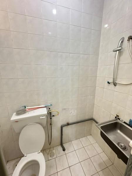 1-storey Terraced House for Sale in Kuching (Sarawak) - Erica Bong - Bathroom - PropertyGuru.com.my