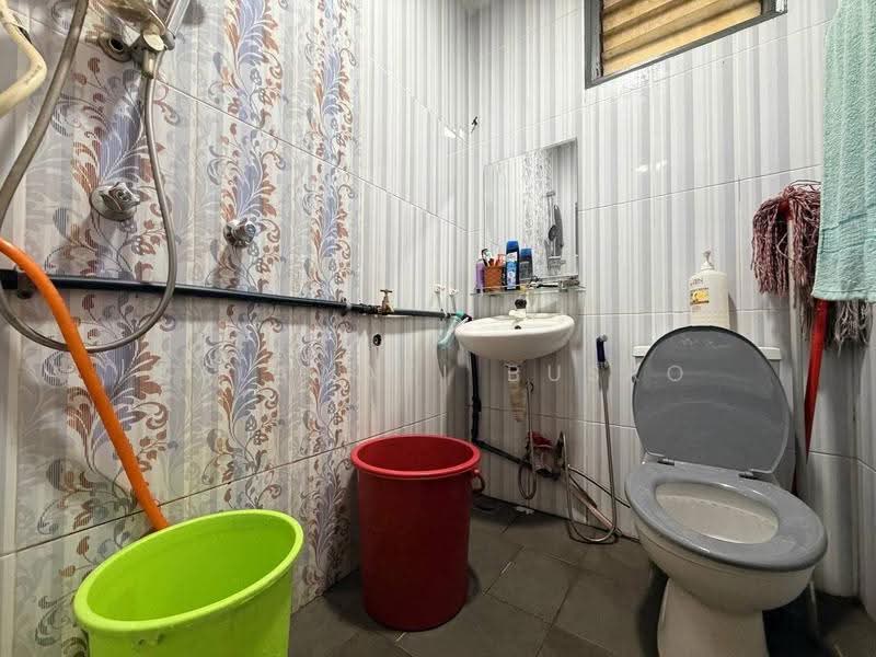2-storey Terraced House for Sale in Seksyen 4 (Shah Alam) - Salawati Busro - Bathroom - PropertyGuru.com.my