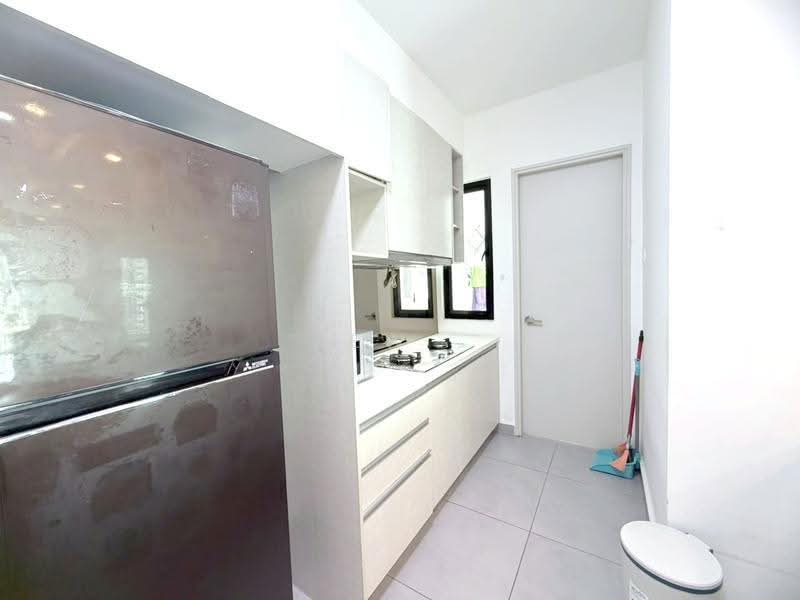 Kediaman Servis untuk Disewa di D'sands Residence - Kew . - Kitchen - PropertyGuru.com.my