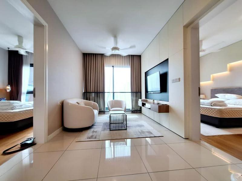 Kediaman Servis untuk Dijual di Aria - KENT HUI LAU - Living Room - PropertyGuru.com.my