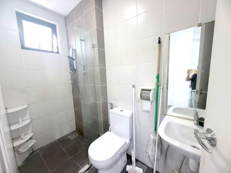 Kediaman Servis untuk Disewa di D'sands Residence - Kew . - Bathroom - PropertyGuru.com.my