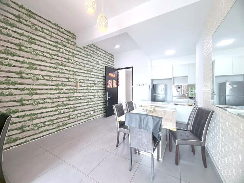 Kediaman Servis untuk Disewa di D'sands Residence - Kew . - Dining Room - PropertyGuru.com.my